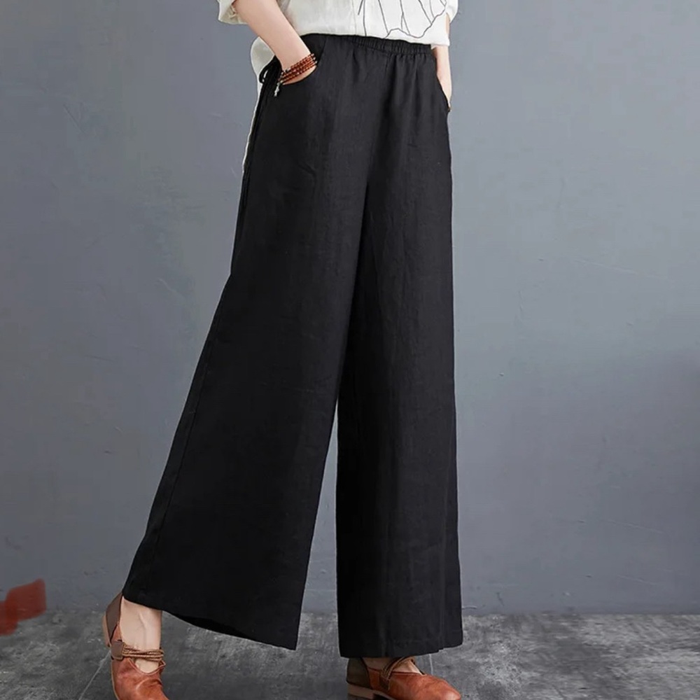 Woman’s wide legged pants